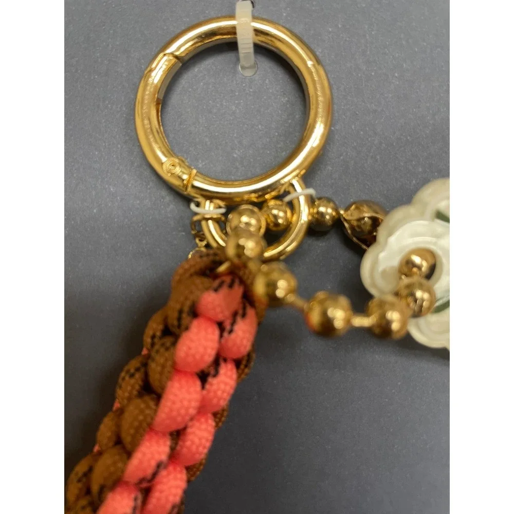 Unbranded stylized keychain
